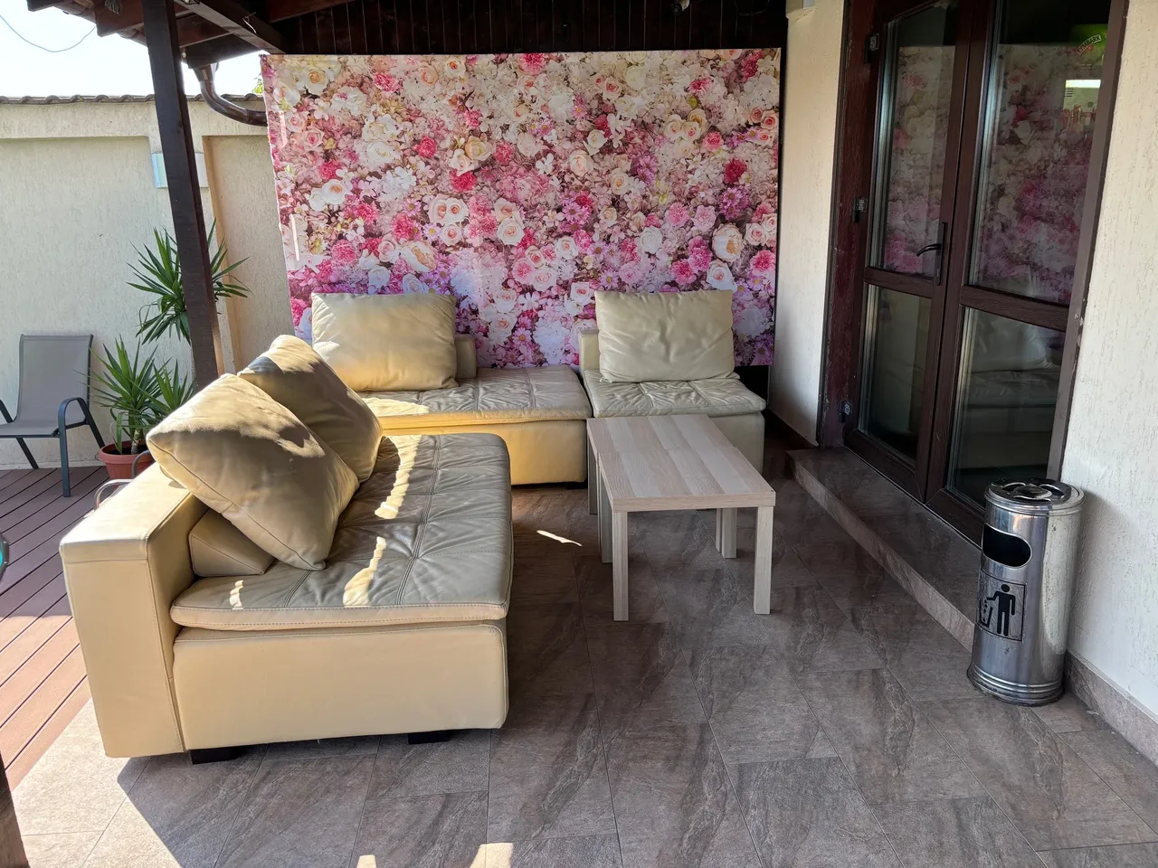 Vila Party Lux — Curte